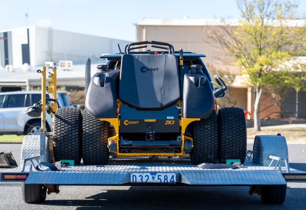 Wright Stander ZK3 61" mower with Aero Core deck, delivering precise cuts for commercial landscapes.